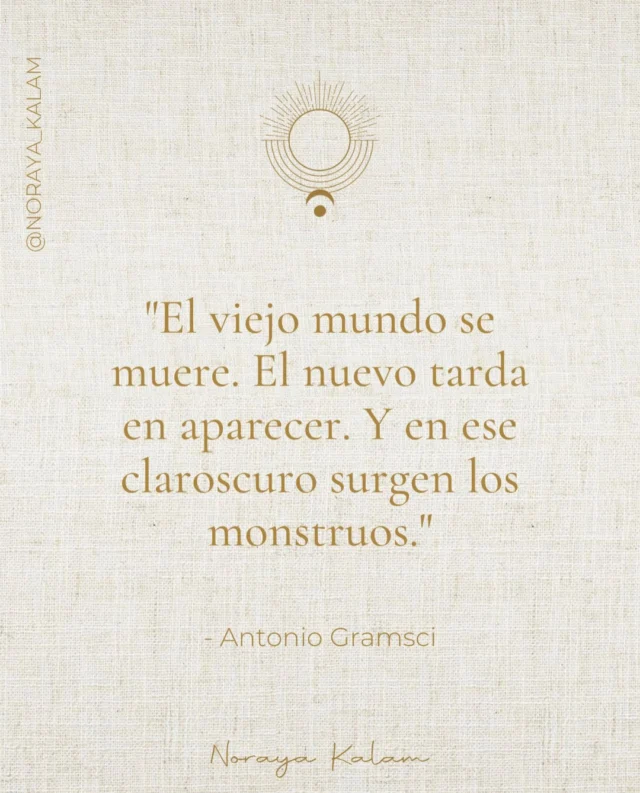 Los espacios intermedios, los estados liminales, las pausas, los momentos en los que parece que nada se mueve… forman parte de la realidad cíclica que se transforma constantemente: vida-muerte-regeneración.
La cultura occidental ha perdido la conexión con la muerte y lo que se hace presente en esa parte del ciclo: el vacío en el que aparecen los monstruos.
Tanto en la dimensión personal como en la dimensión colectiva, los momentos de transición tienen un potencial inmenso de transformación.
Pero hay que perderle el miedo al vacío que se presenta. Aprender a estar con él, habitarlo sin juicio, cultivar una mirada compasiva y liberarse del miedo a nombrar lo que surge (los monstruos producidos por el sueño de la razón).Los monstruos son los que postergan el encuentro sagrado con el vacío. La distracción, la pereza, el deseo compulsivo de llenar ese vacío con cualquier cosa: adicciones, consumo de redes, de experiencias, de sustancias, de ropa, de comida… todo para no experimentar el vacío.
Los monstruos no tienen sustancia real, detrás de ellos se esconden nuevas posibilidades, semillas de una nueva realidad. Pero para verlo hay que aprender a sostenerse en el vacío.Según las Antiguas Tradiciones, el vacío es la Gran Madre, la matriz cósmica de que nace toda la forma y donde toda la forma va a morir. Ella es la sabiduria primordial. En Ella residen los Grandes Misterios. Se revelan en el silencio y la espaciosidad de la experiencia interior.Ahora, estamos en un espacio liminal. Toca reconocer y nombrar a los monstruos, cuando la distracción es generada, precisamente, para que no podamos nombrarlos.
¿Cuáles dirías que son los tuyos/nuestros/de todos?